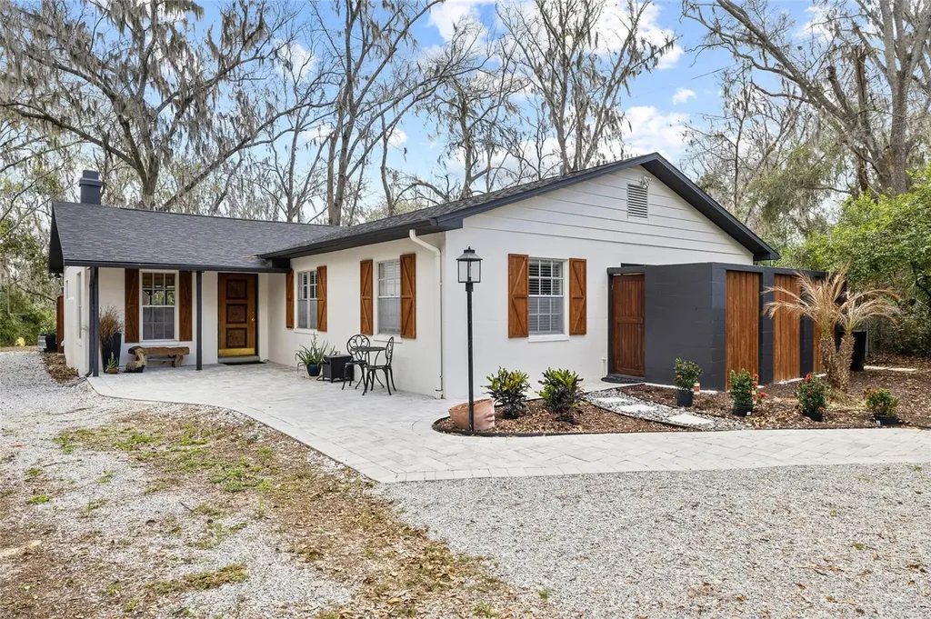 6906 Valrie Lane Riverview FL 33569