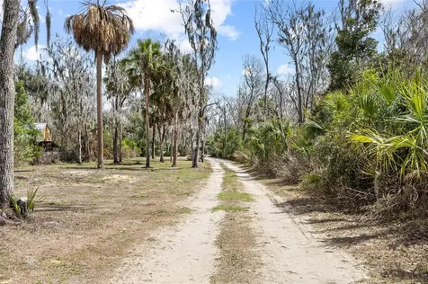 6906 Valrie Lane Riverview FL 33569