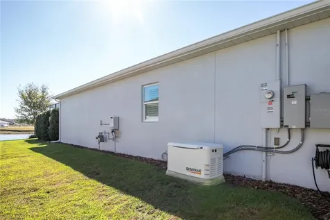 8674 Bridgeport Bay Mount Dora FL 32757