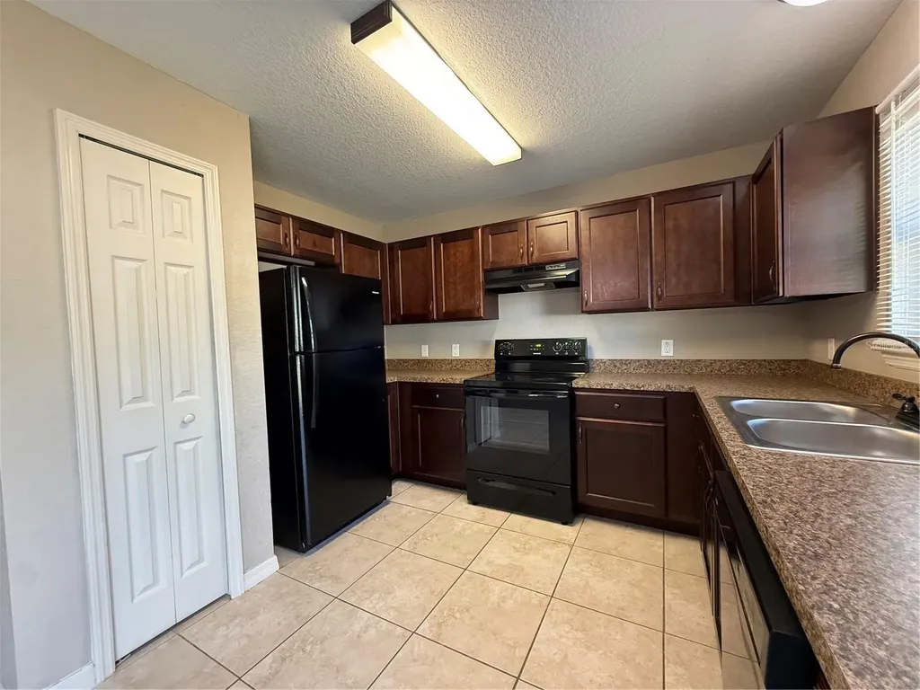 5663 NW 57th Street Ocala FL 34482