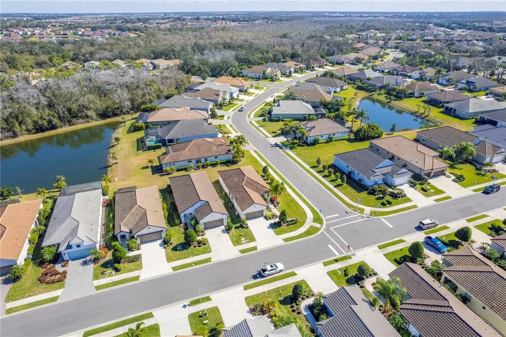 3723 Azurite Way Bradenton FL 34211