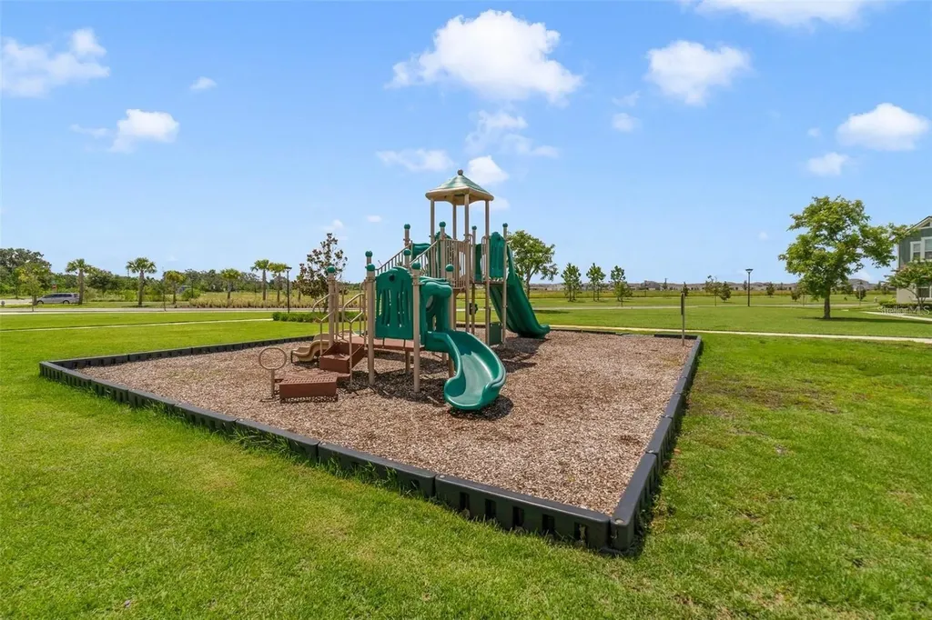 1904 Tohoqua Boulevard Kissimmee FL 34744