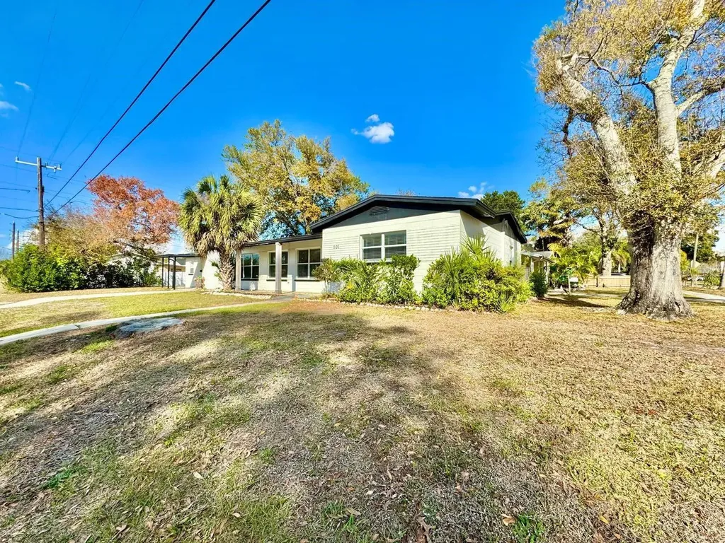 1101 46th Street N St Petersburg FL 33713
