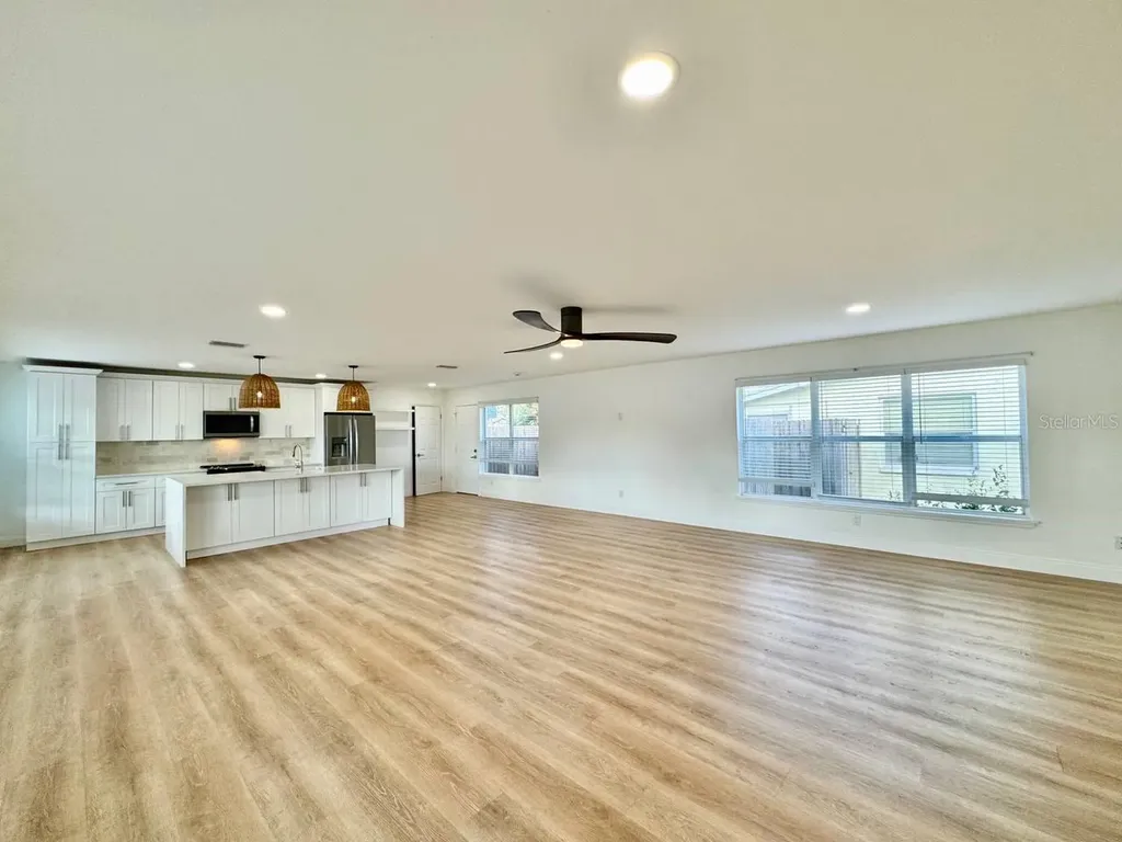 1101 46th Street N St Petersburg FL 33713