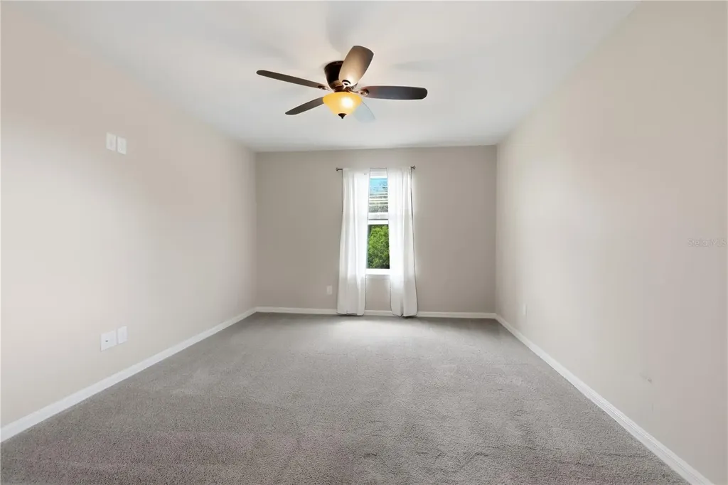 2374 Kennington Cove Deland FL 32724
