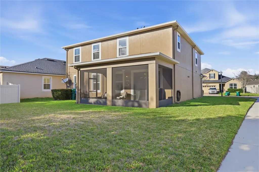 2374 Kennington Cove Deland FL 32724