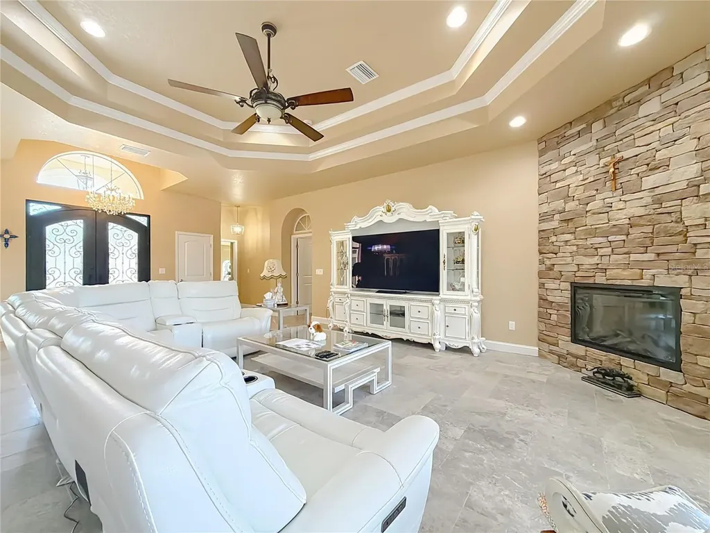 5061 W Oakhill Street Dunnellon FL 34433