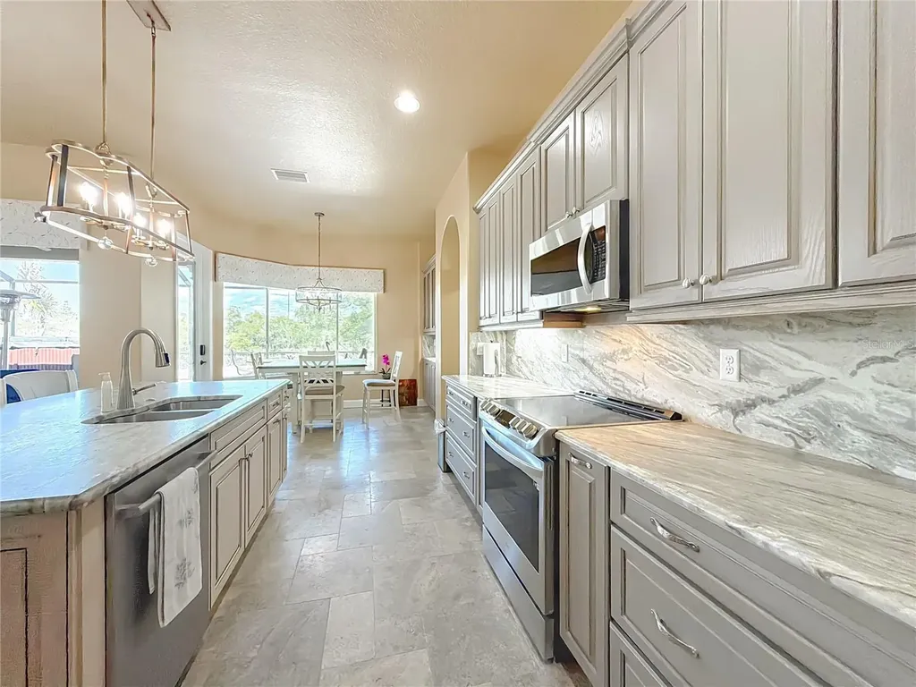 5061 W Oakhill Street Dunnellon FL 34433
