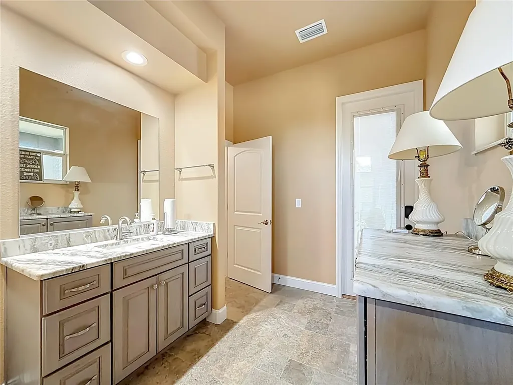 5061 W Oakhill Street Dunnellon FL 34433