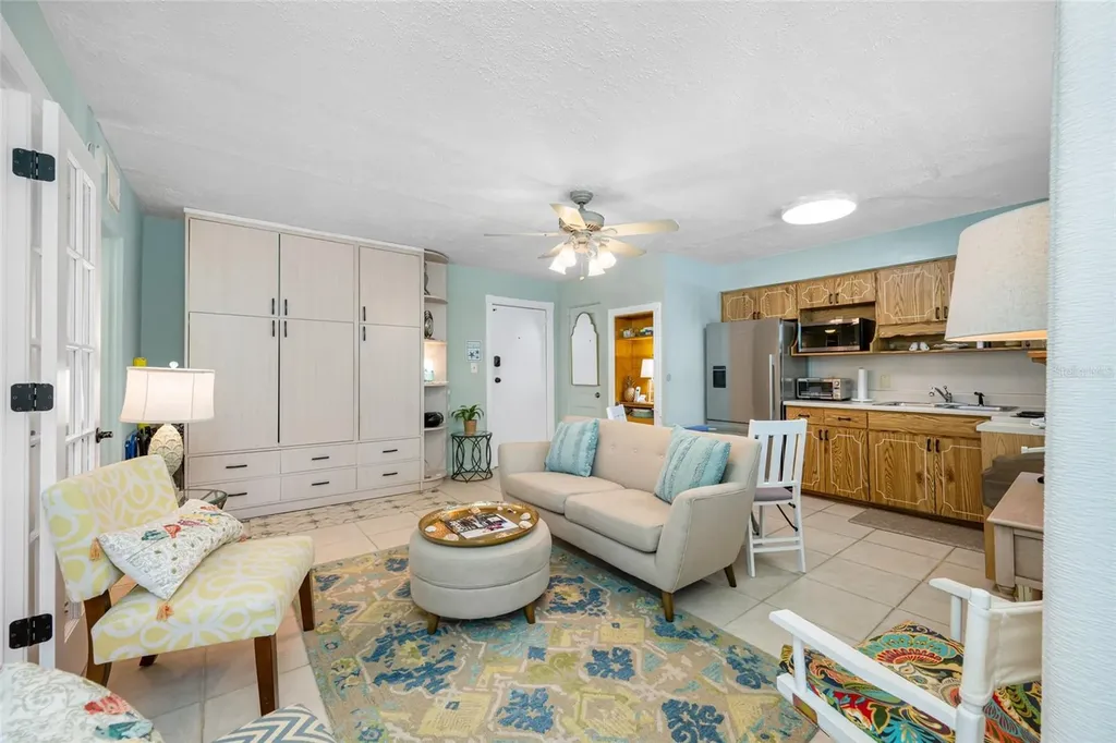 6700 Sunset Way St Pete Beach FL 33706