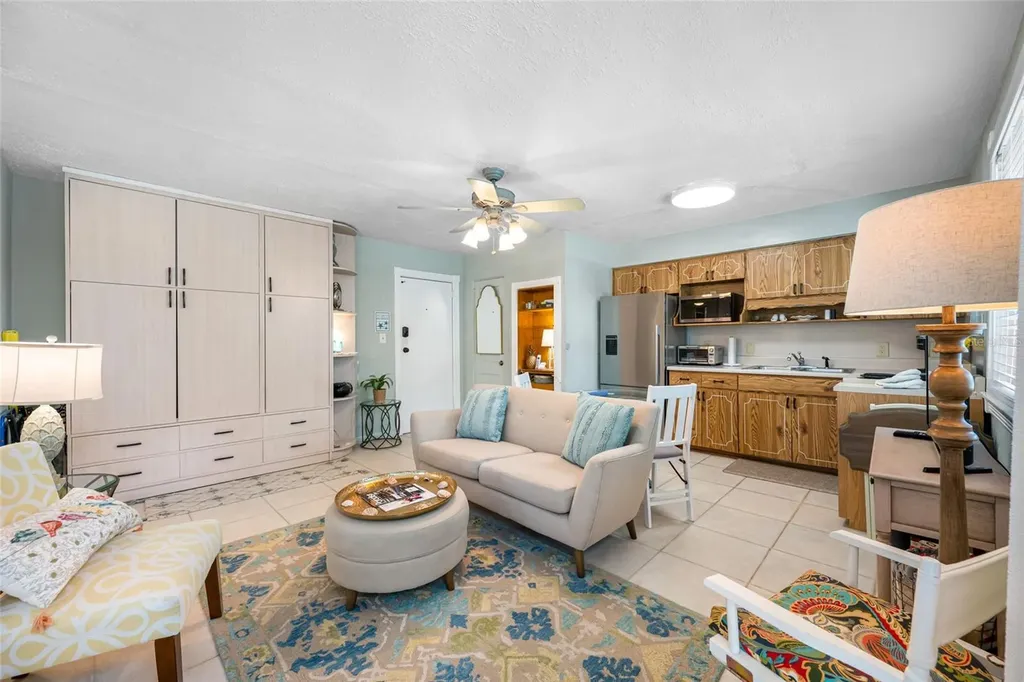 6700 Sunset Way St Pete Beach FL 33706