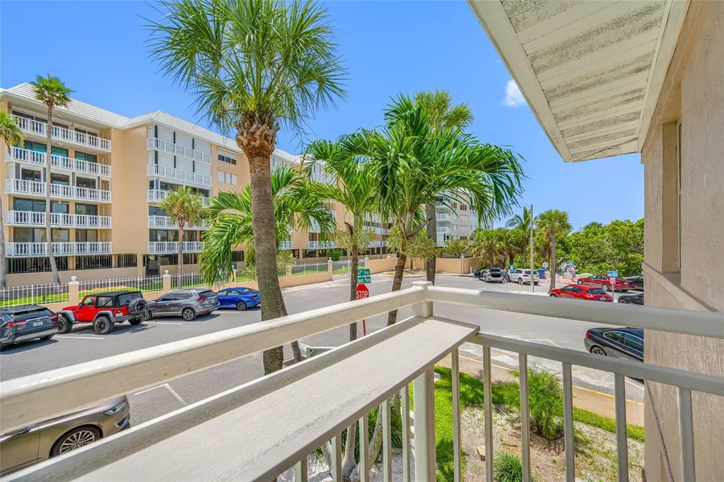 6700 Sunset Way St Pete Beach FL 33706
