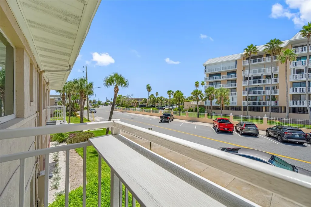 6700 Sunset Way St Pete Beach FL 33706