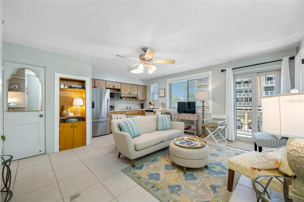6700 Sunset Way St Pete Beach FL 33706