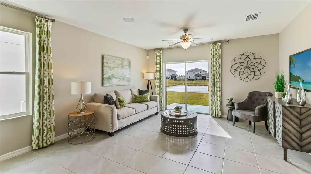5264 Berry Bay Avenue Wimauma FL 33598