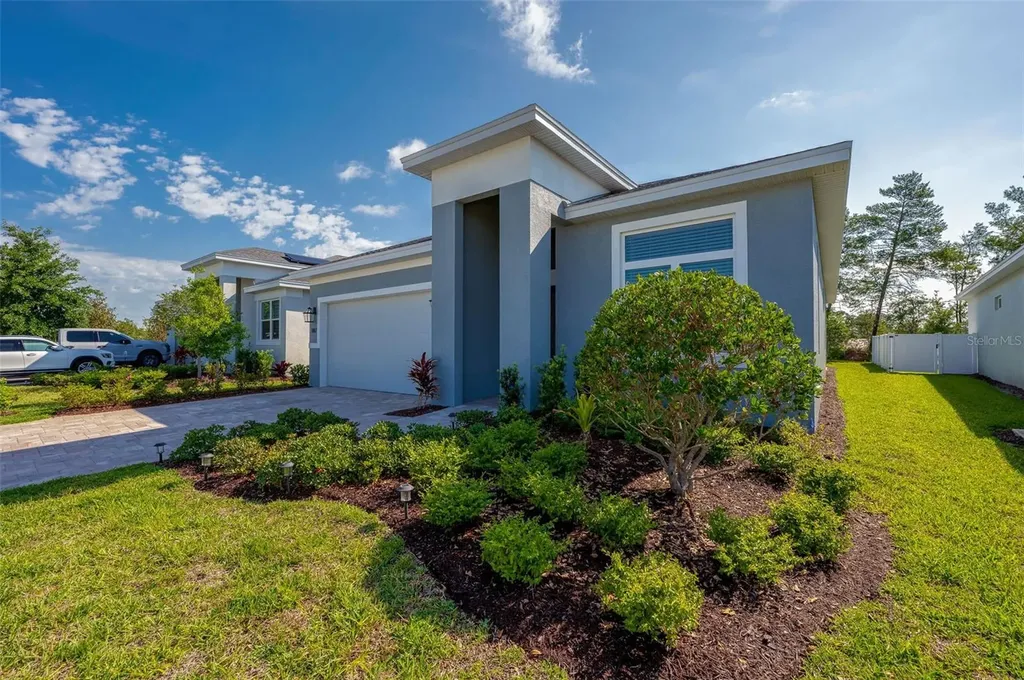 887 Lake Hill Way Deland FL 32724