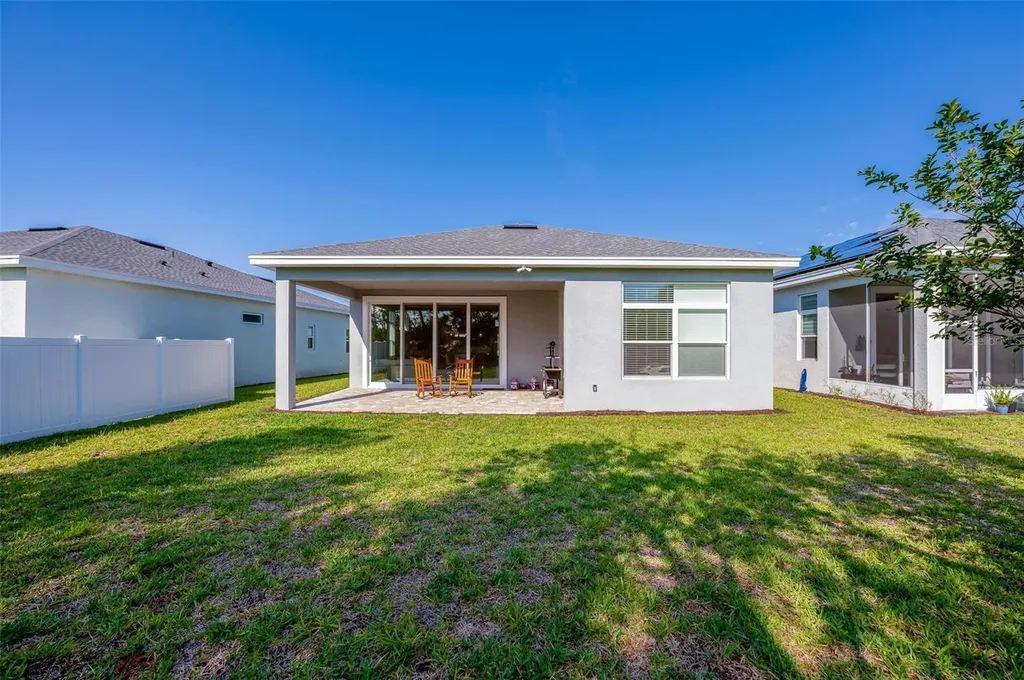 887 Lake Hill Way Deland FL 32724
