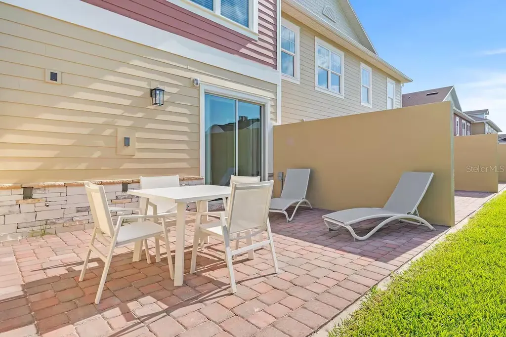7568 Sunflower Circle Kissimmee FL 34747