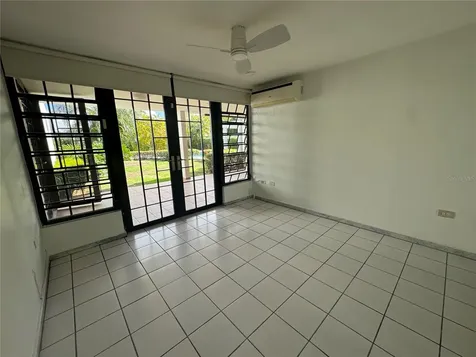 F9 San Esteban Caguas PR 00725