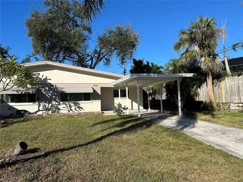 1432 Lotus Path Clearwater FL 33756