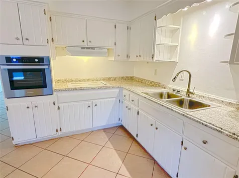 1432 Lotus Path Clearwater FL 33756