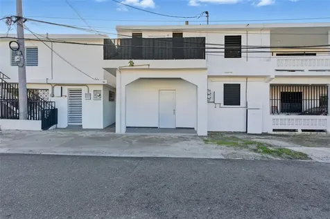 19 Comunidad San Isidro Canovanas PR 00729