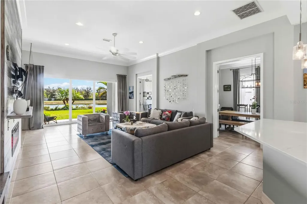 5003 Tobermory Way Bradenton FL 34211