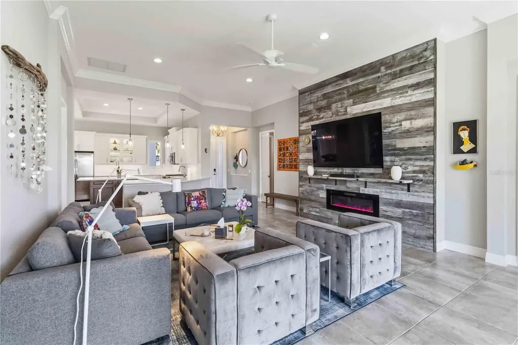 5003 Tobermory Way Bradenton FL 34211