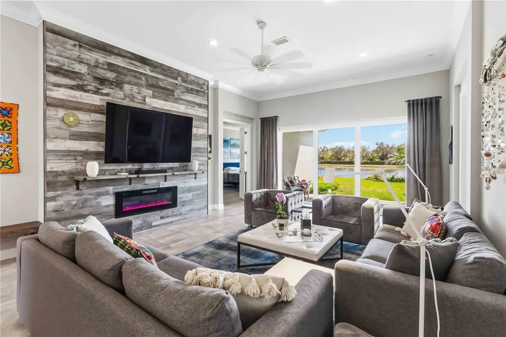 5003 Tobermory Way Bradenton FL 34211