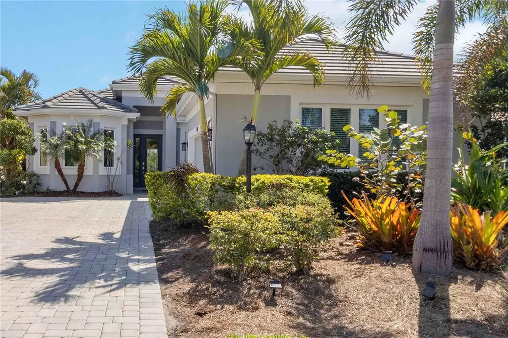 5003 Tobermory Way Bradenton FL 34211