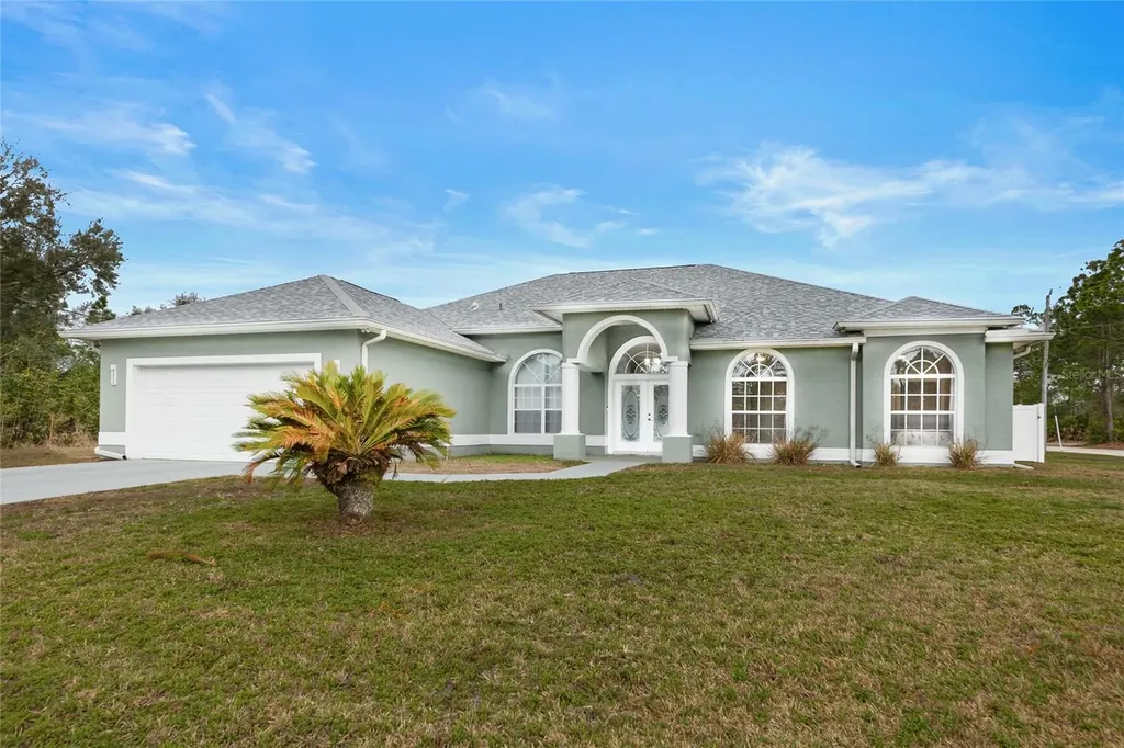 2 Seafarer Court Palm Coast FL 32164
