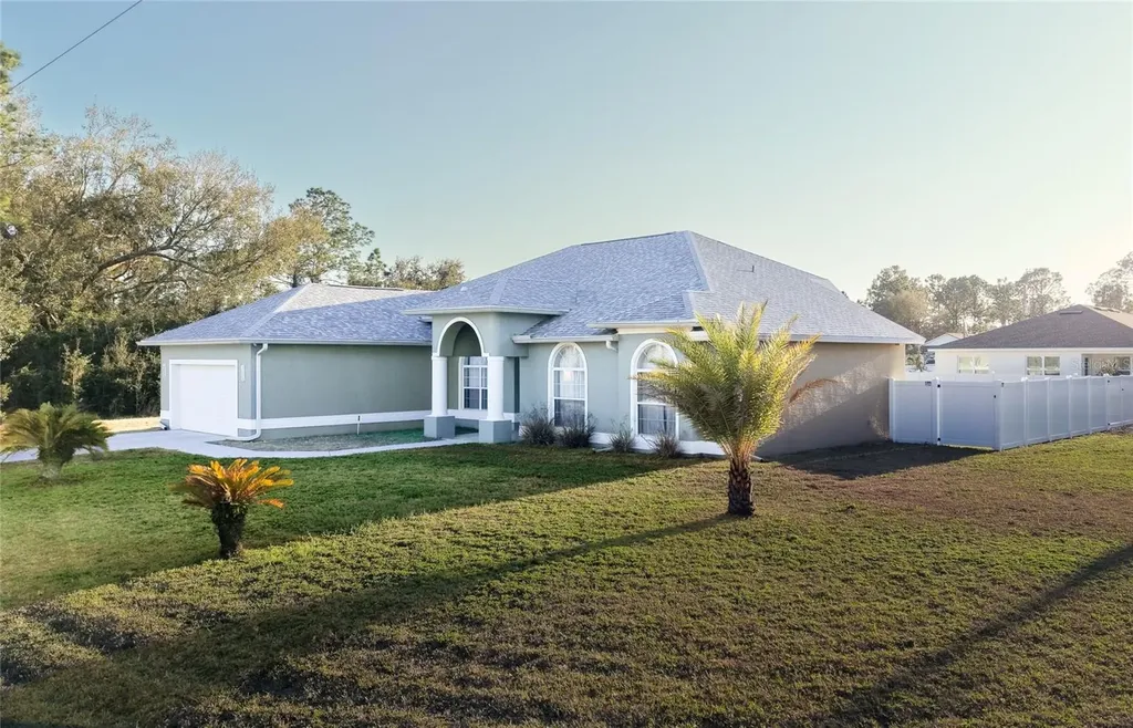 2 Seafarer Court Palm Coast FL 32164