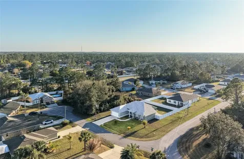 2 Seafarer Court Palm Coast FL 32164