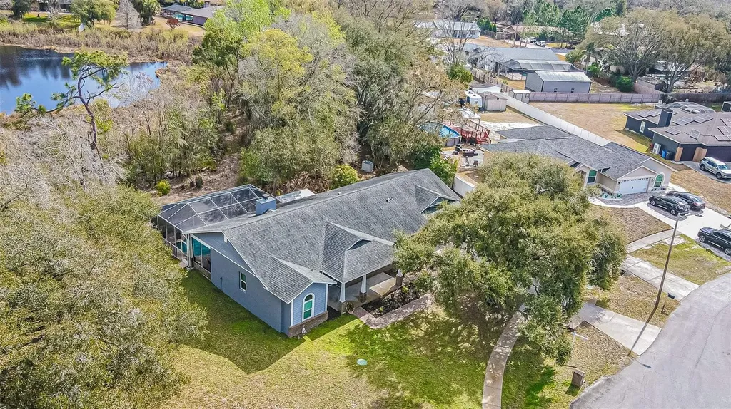 12211 Count Place Thonotosassa FL 33592