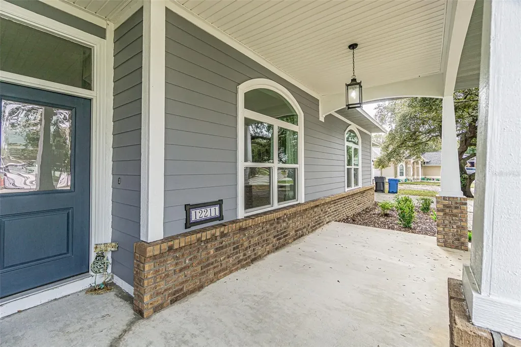 12211 Count Place Thonotosassa FL 33592