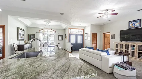 12211 Count Place Thonotosassa FL 33592