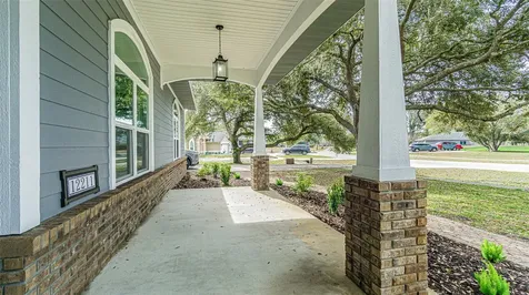 12211 Count Place Thonotosassa FL 33592