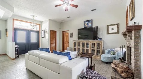 12211 Count Place Thonotosassa FL 33592