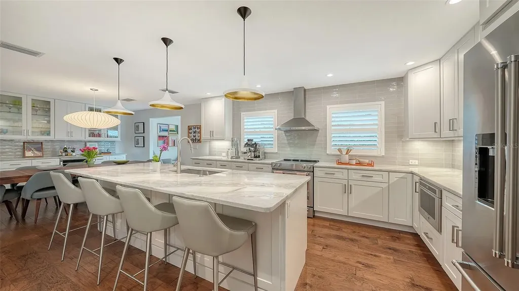 1661 S Jefferson Avenue Sarasota FL 34239