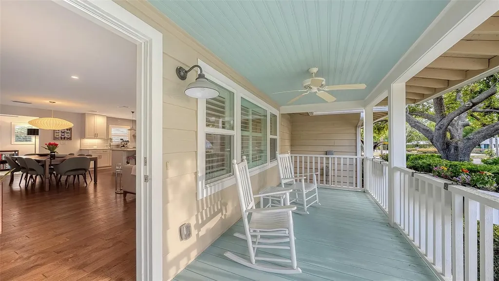 1661 S Jefferson Avenue Sarasota FL 34239
