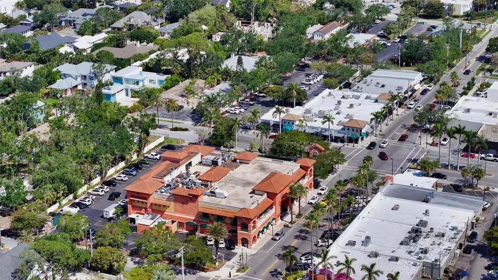 1661 S Jefferson Avenue Sarasota FL 34239