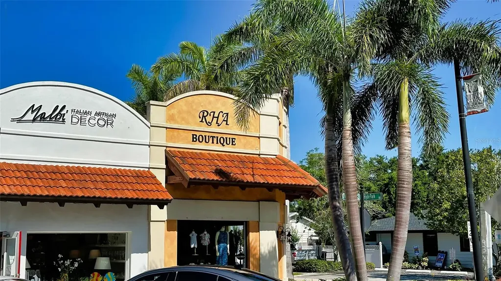 1661 S Jefferson Avenue Sarasota FL 34239