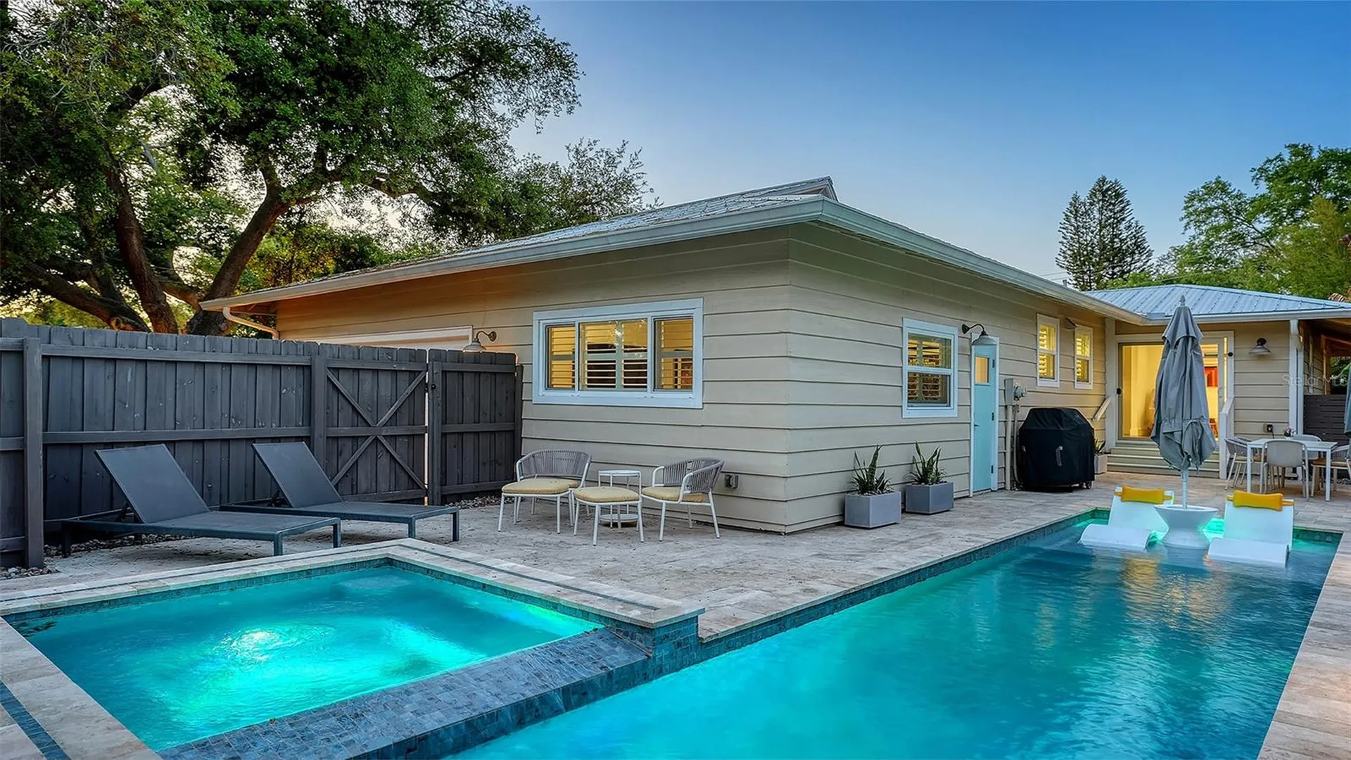 1661 S Jefferson Avenue Sarasota FL 34239