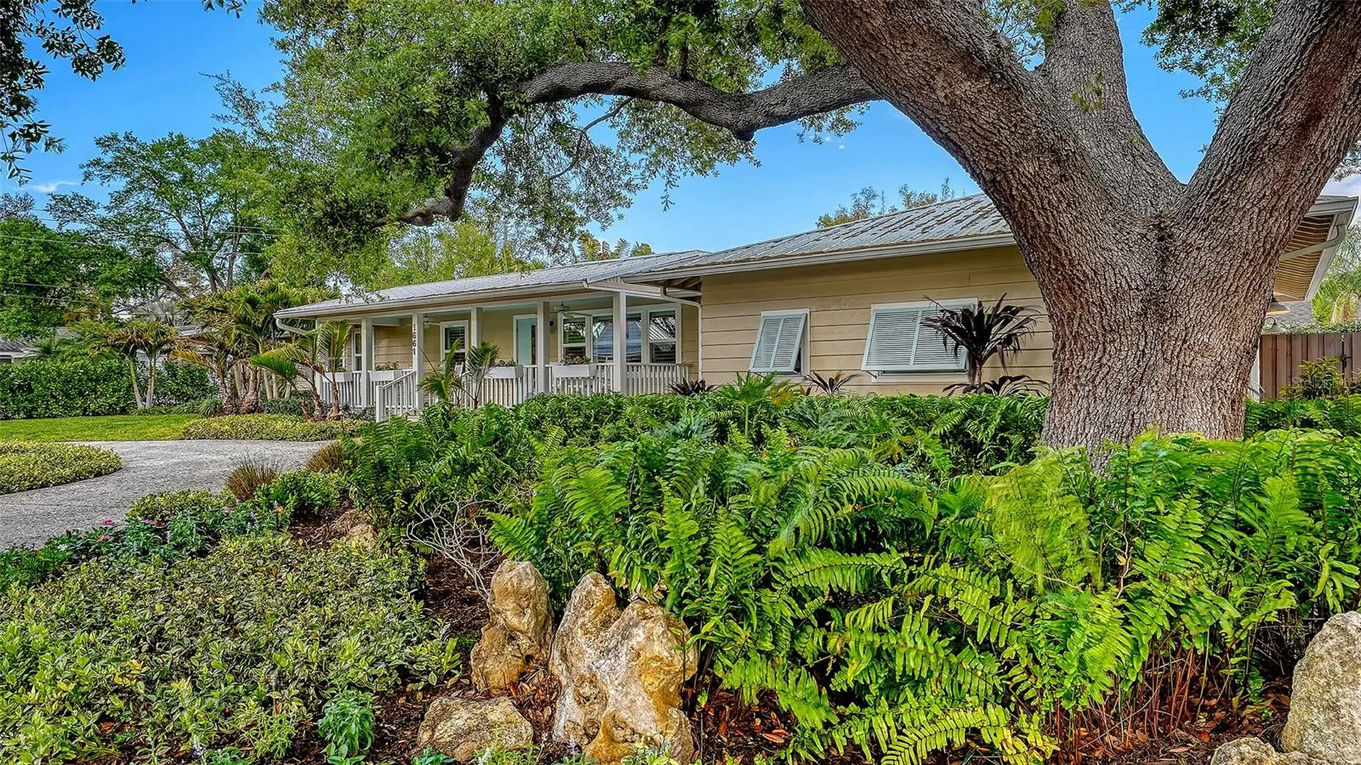1661 S Jefferson Avenue Sarasota FL 34239