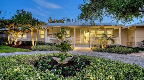 1661 S Jefferson Avenue Sarasota FL 34239