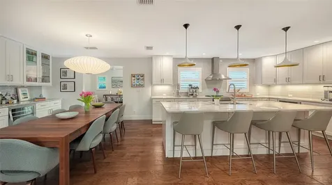 1661 S Jefferson Avenue Sarasota FL 34239