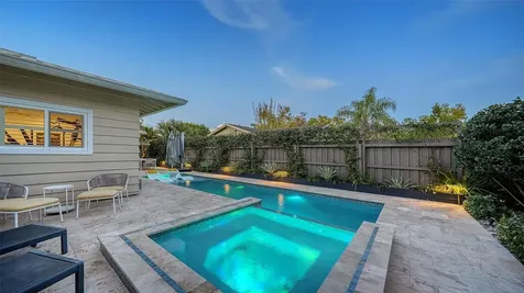 1661 S Jefferson Avenue Sarasota FL 34239