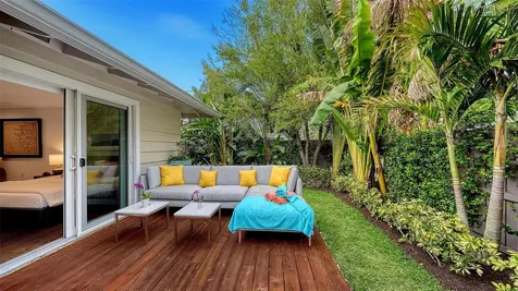 1661 S Jefferson Avenue Sarasota FL 34239