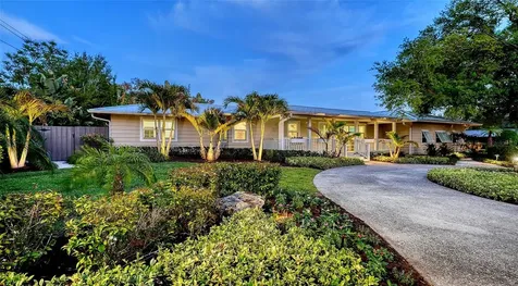 1661 S Jefferson Avenue Sarasota FL 34239