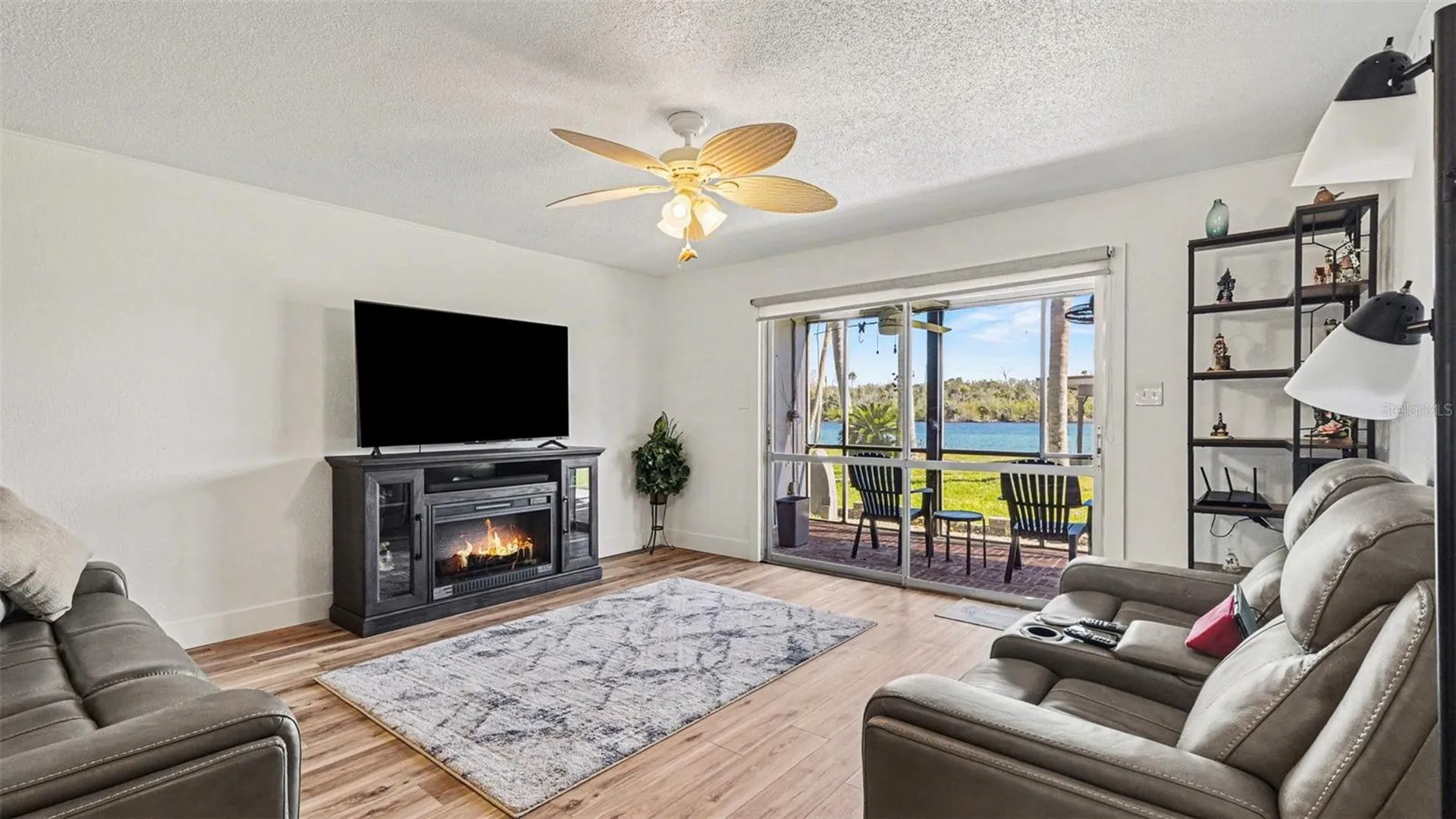 10684 W Halls River Road Homosassa FL 34448